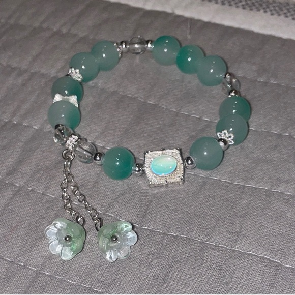 Jewelry - Blue and Light Flower Charm and Stone Beaded Bracelet